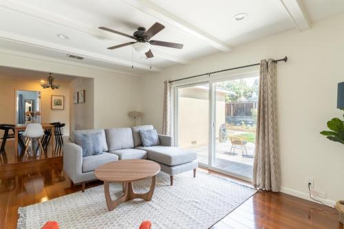 San Jose 4br w ac nr groceries theme parks SFO-1641