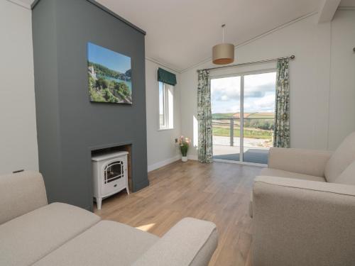 Exterior view, Primrose Lodge in Dartmouth