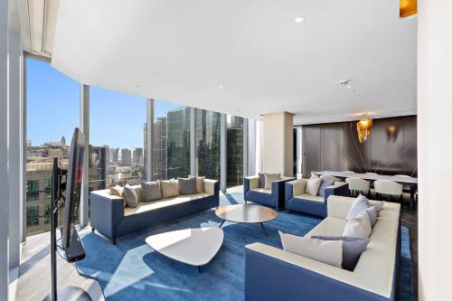 VayK - Ultra Luxury 2BD in Opus - image 5