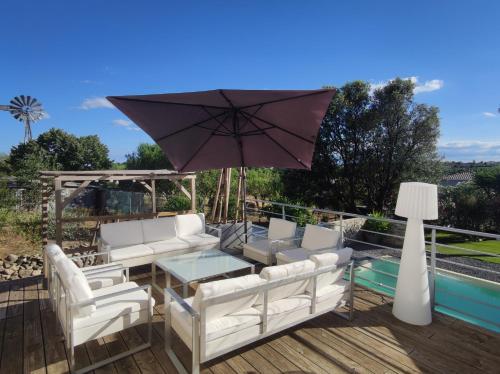 Balcony/terrace, Villa de standing, plages a 25 min, golf a 5 min in Saint-Georges-d'Orques