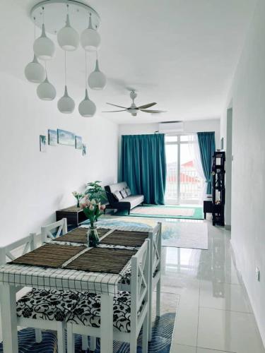 Putrajaya Homestay (Zurinn 2)
