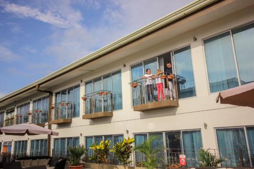 ทัศนียภาพภายนอกโรงแรม, Beachfront Hotel Tramonto in จาโค่