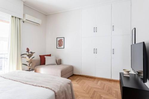 One-Bedroom Apartment image 8