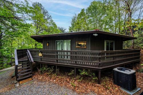 Unique Cabin Near Gatlinburg in Gatlinburg, USA