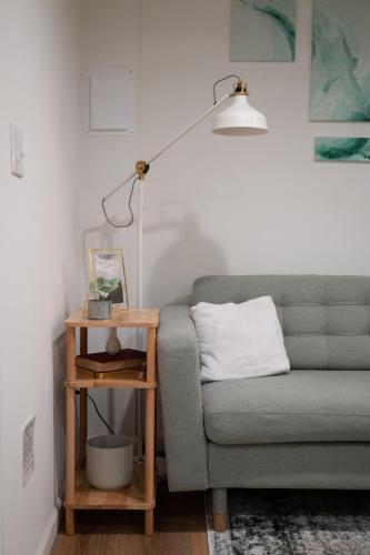 Newly-renovated 5BR home near UVA, Downtown, i64 Newly-renovated 5BR home near UVA, Downtown, i64