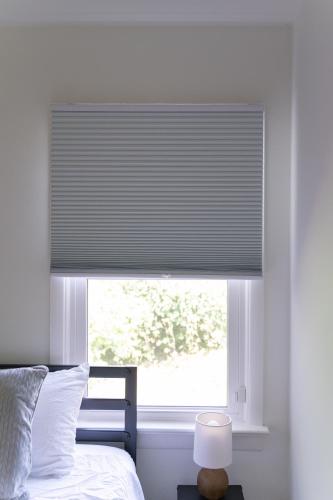 Newly-renovated 5BR home near UVA, Downtown, i64 Newly-renovated 5BR home near UVA, Downtown, i64