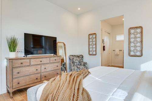 Flagstaff Home w/ Fire Pit + Hiking Trail Access!
