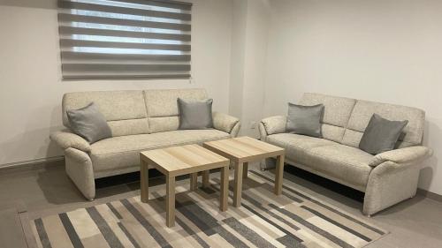 Appartement Bes,, F2 rénové confort avec entrée indépendante - Location saisonnière - Wittenheim