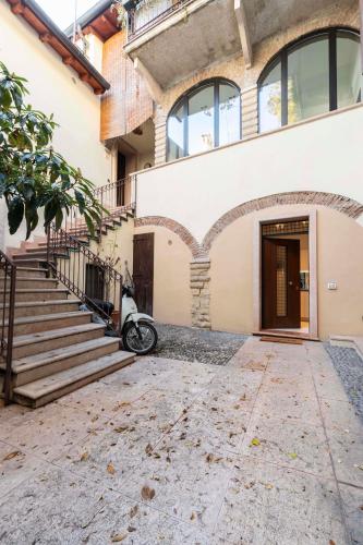 Il Cortiletto by Reasy&Busy, Verona