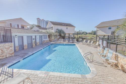 Walk to Beach Home with Pool Access in Myrtle Beach
