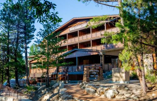 Mt. Lemmon Lodge - Accommodation - Loma Linda