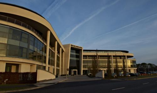 Brooklands Hotel & Spa - image 4