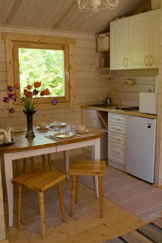 Létesítmények, Lepametsa Holiday Houses in Nasva Kula (Saaremaa)