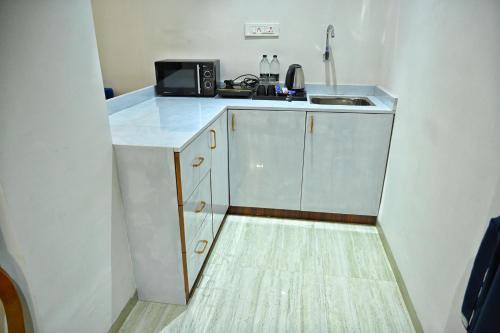 keuken, The One Hotel Nashik in Nashik