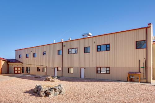 Convenient Del Norte Apt Near Hiking and Downtown! in Del Norte, USA