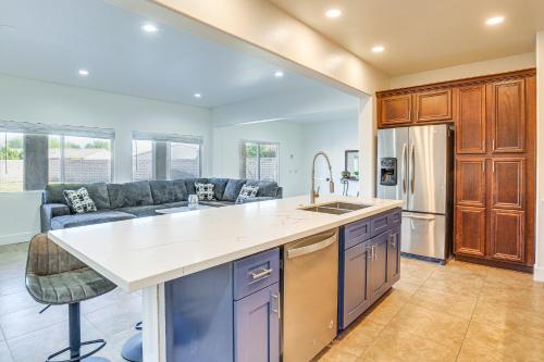 Pet-Friendly Indio Home Pool, Jacuzzi and Fire Pit! in Indio, USA