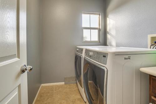 Pet-Friendly Indio Home Pool, Jacuzzi and Fire Pit! in Indio, USA