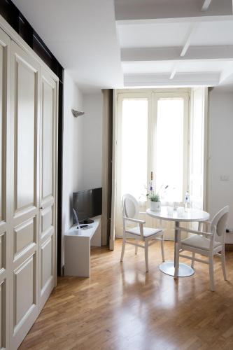 Ferrini Home - Residence 150 Apartment Residence 150 is perfectly located for both business and leisure guests in Catania. The property features a wide range of facilities to make your stay a pleasant experience. Service-minded s