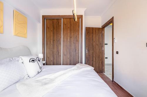 Modern & Charming Apartment in the City Center, Марракеш (фото 8)