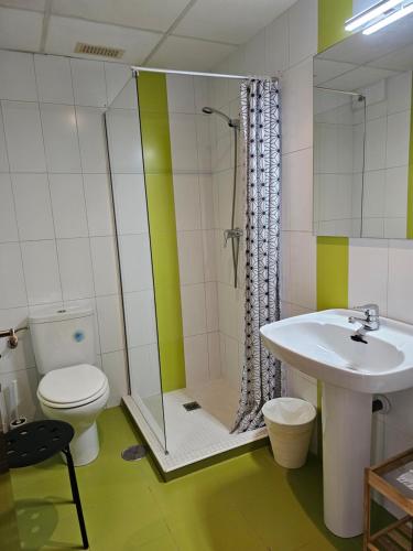 Apartamentos La Mar - image 2