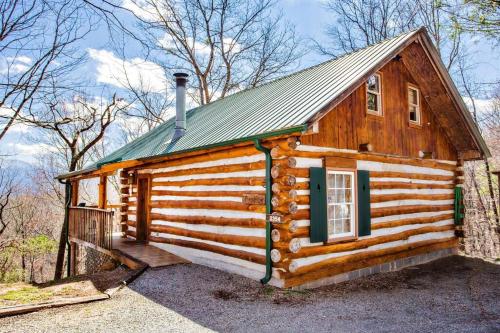 The Pine Knot Cabin