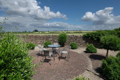 Green End House - image 8