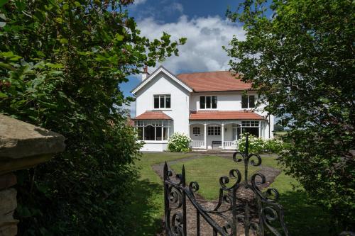 Green End House - image 6