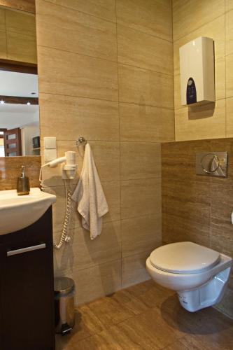 One-Bedroom Apartment (building nr 32) image 10