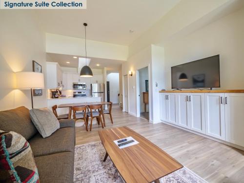 Waters Edge Shoreside Suites in Ucluelet, Canada