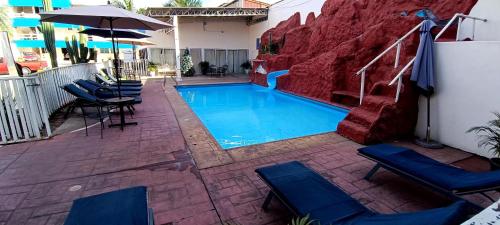 Úszómedence, Hotel Confort Plaza in Las Vegas