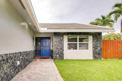 Pet-friendly Paradise with Pool about 6 Mi to Beach! - image 9