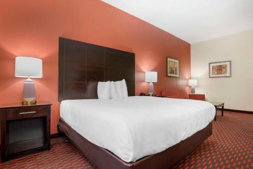 Best Western Plus Flowood Inn & Suites