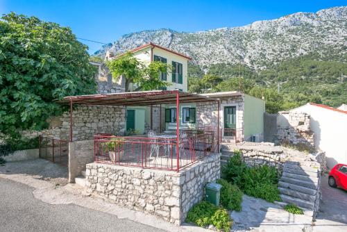 Apartments with a parking space Igrane Makarska - 6796