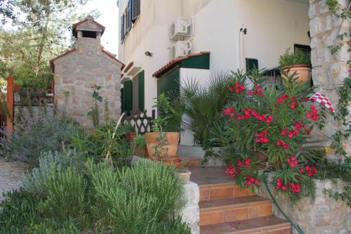Apartments by the sea Artatore Losinj - 8091 - main image