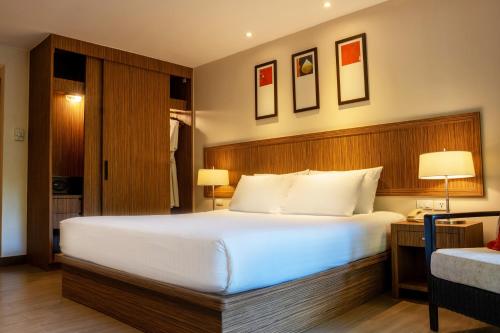 Holiday Inn Resort Phuket Surin Beach, an IHG Hotel