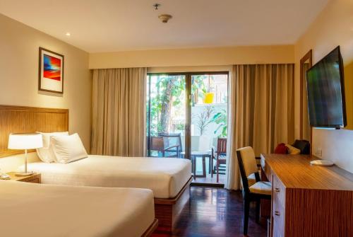 Holiday Inn Resort Phuket Surin Beach, an IHG Hotel