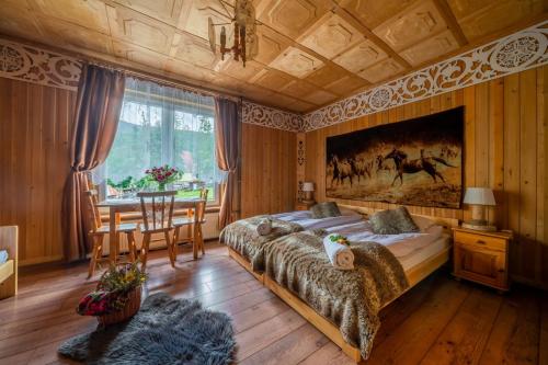 ザコパネ Pokoje z widokiem na gory i Prywatny Domek z zadaszona altana - grillem i ogniskiem. 4つ星 ゲストハウス スイート
