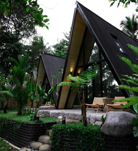 Delta Casa Ubud- Tiny Villas in Bali's Jungles