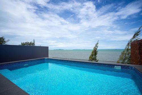 Marbella Beachfront Pattaya 3BR