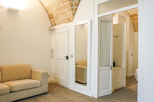 Casa Balmes Casa Balmes is conveniently located in the popular Lecce City Center area. The hotel offers a wide range of amenities and perks to ensure you have a great time. Take advantage of the hotels luggage s