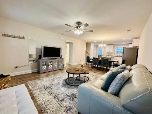 SHARED HOUSE Bedroom for rent SEPARATELY Brand NEW Home! in Gastonia, USA