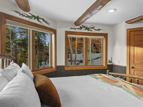 Above the Fray Home in Sally Barber