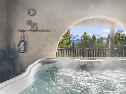 Hot tub, Above the Fray Home in Sally Barber