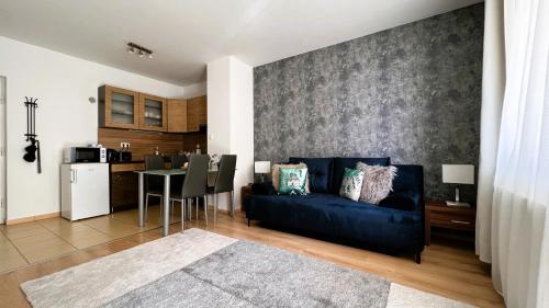 Cosy Living Apartment w Balcony, Budapest
