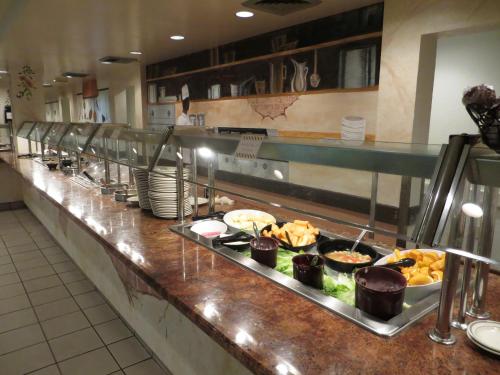 طعام و مشروبات, منتجع ماينجيت لايك سايد (Maingate Lakeside Resort) in أورلاندو