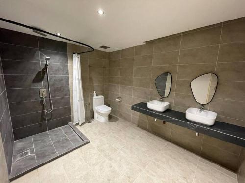 ARU SUITE Spacious Sea & Sunset View Home 10pax with Private Parking photo 3