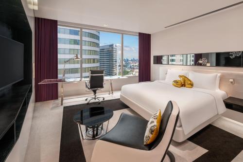 515440970 W Bangkok Hotel