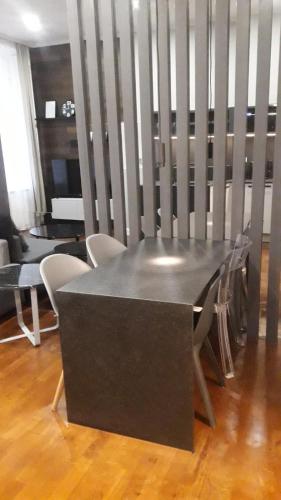 Apartment room in Holec Apartments
