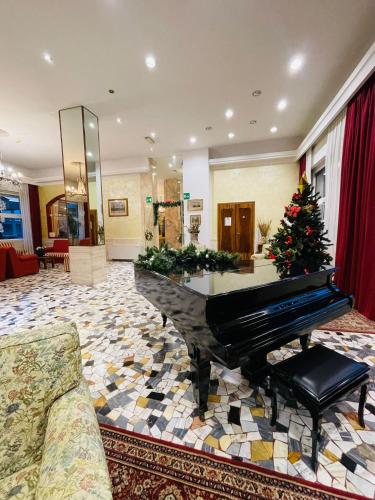 公共休息室/电视室, Hotel Cristallo - Chianciano Terme in 基安恰诺泰尔梅