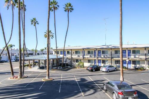 Motel 6